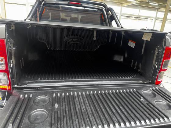 FORD RANGER 2.2 XLS 4X2 CD 16V DIESEL 4P AUTOMÁTICO